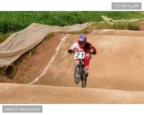 BMX运动在青少年中普及 多地俱乐部崛起培养新血 BMX运动在青少年中普及 多地俱乐部崛起培养新血